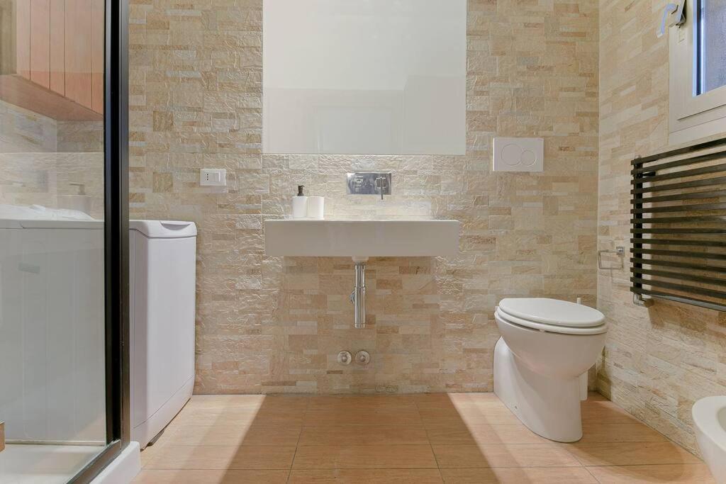 Nettuno 5 Stelle- Appartamento Elegante Con Suite Bologne Extérieur photo
