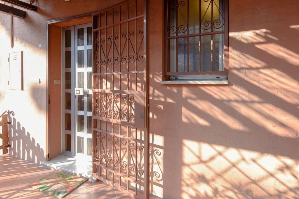 Nettuno 5 Stelle- Appartamento Elegante Con Suite Bologne Extérieur photo